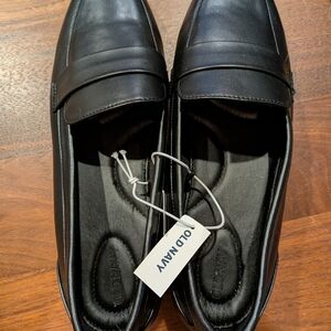 NWT 9 1/2 Old Navy Black Slip-On Loafers for Women